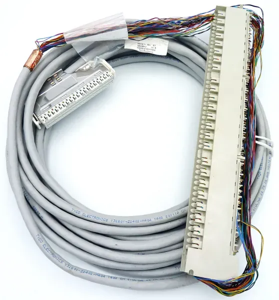 Unify CABLU 24 DA 10m SIVAPAC auf CABLU HiPath 3800 & OSBiz X8 S30296-Z163-A100 NEU