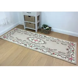 Kadima Design Traditioneller Wollteppich `Beauly` mit Handgeschnitzten Details. Farbe: Braun-Beige, 67x210 cm