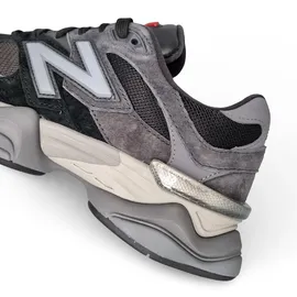 New Balance 9060 Black/Castlerock 42,5