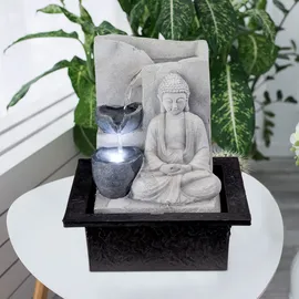 GLOBO Tischbrunnen mit Pumpe Springbrunnen mit LED Beleuchtung Buddha Design Zimmerbrunnen grau Dekoration, LxBxH 21x18,5x25,5 cm