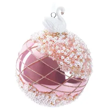 Brubaker Premium Weihnachtskugel Rosa mit Schwan Figur - Von Hand dekorierte Baumkugel aus Glas - 10 cm Christbaumschmuck mit Perlen Dekorationen und Glitzer - Weihnachtsdeko Christbaumkugel