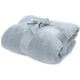 Lumaland Kuscheldecke 150 x 200 cm Hellblau