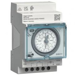Hager EHN111, Analoge Tages-Zeitschaltuhr, mit Gangreserve, Wechsler, 15 min.