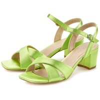 LASCANA Sandalette, Sandale, Sommerschuh mit kleinem Blockabsatz,leichte Karree Form VEGAN, grün