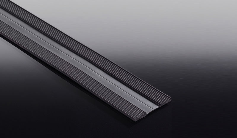 Rippenunterlegband - Schwarzes 7000 mm Dichtband für Isoglas - Universalsystem