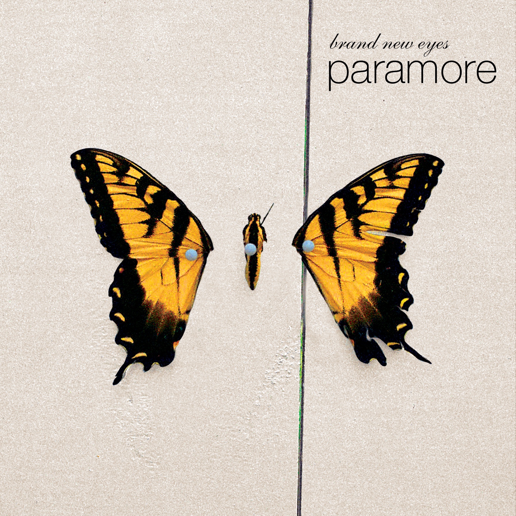 Brand New Eyes - Paramore. (CD)