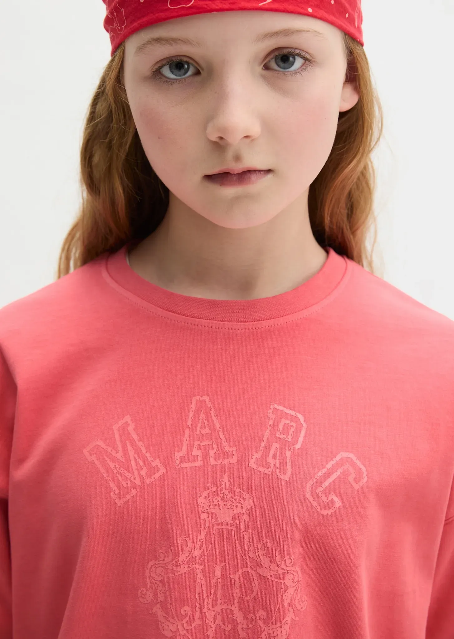 T-Shirt MARC O'POLO, Mädchen, Gr. 140, coral, Jersey, Obermaterial: 100% Baumwolle, relaxed fit normal, Rundhals, Shirts T-Shirt, kontrastfarbene Logo-Print in gesplitterter Optik, lockere Passform