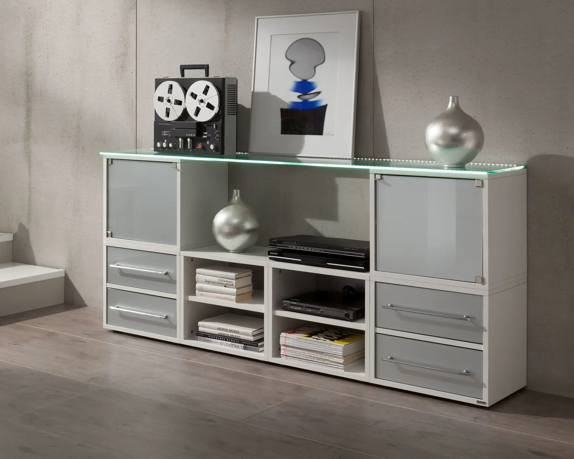 Klenk Dancer Regalwürfel Glastüre silber