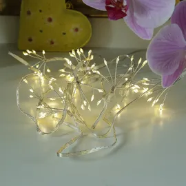 MARELIDA LED Lichterkette Pusteblume Feuerwerk Blume - 90 Tautropfen LED - 9 Blüten 90LED L: 2m Timer silber
