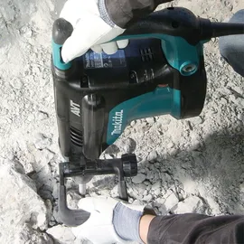 Makita HM1213C