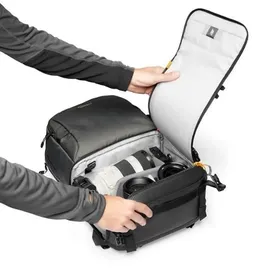 Lowepro Fastpack BP 250 AW III grau