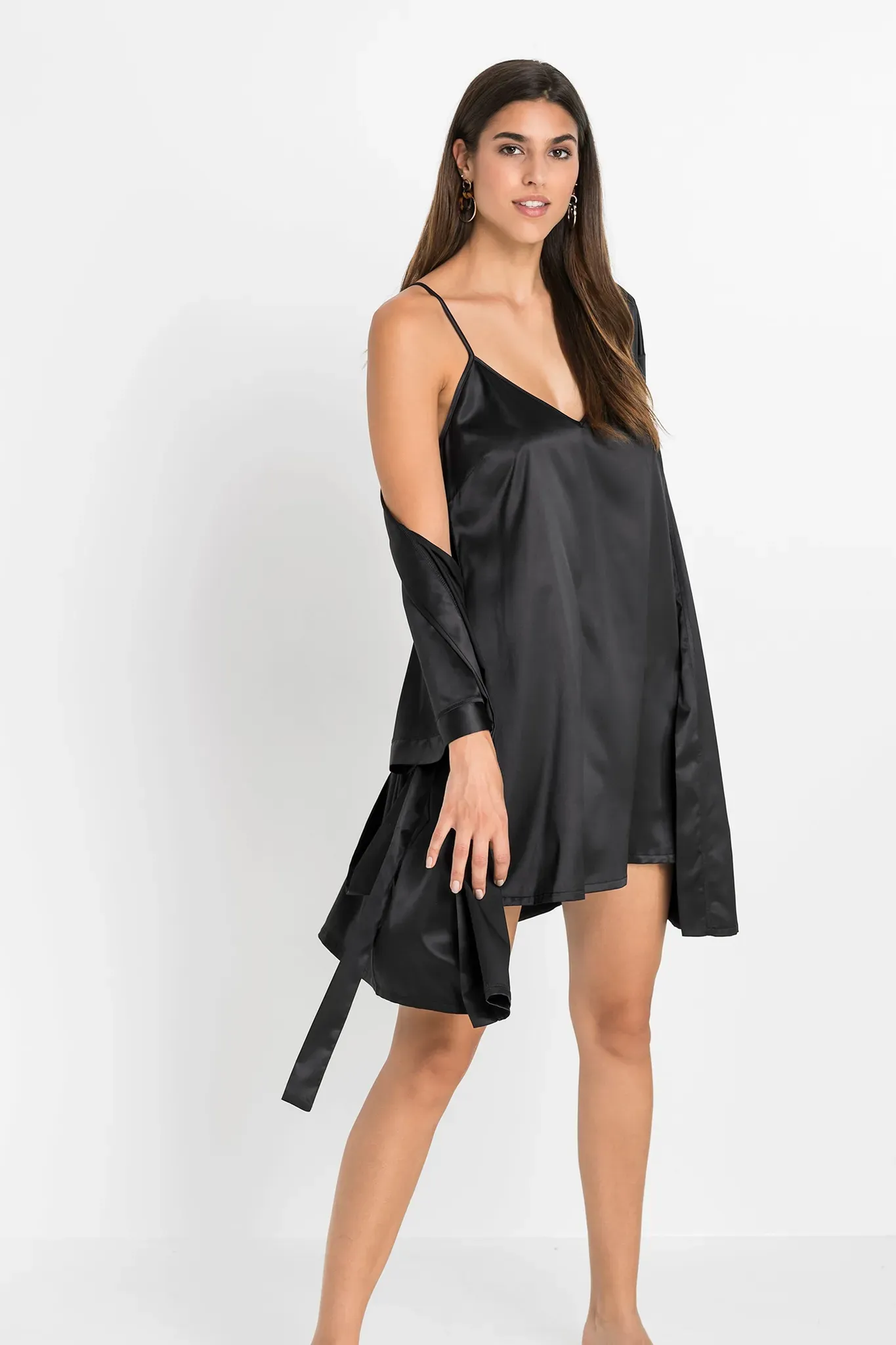 Kimono BONPRIX, Damen, Gr. 36/38 (S), schwarz, Satin, unifarben, Kurzform, Hausmäntel, im Kimono-Stil mit Negligé