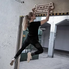Erzi Trainingsboard Kletterausrüstung Beige