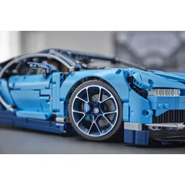 LEGO Technic Bugatti Chiron 42083