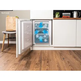 Amica KGCN 387 110 S Kühl-Gefrierkombination (231 l, 1700 mm hoch, Schwarz)