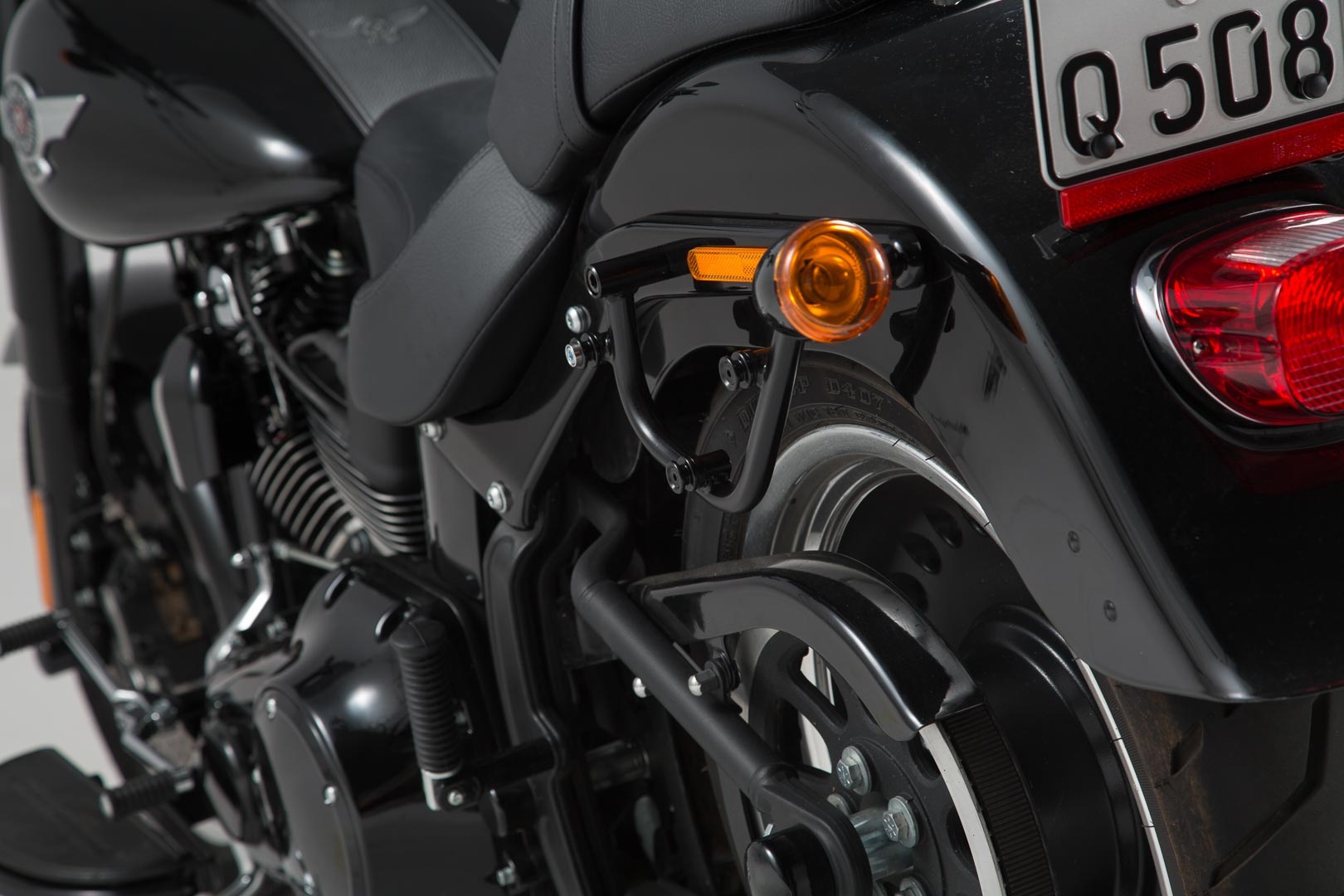 SW-Motech SLC Seitenträger links - Harley Davidson Softail Modelle.