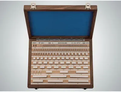 409 C/0 Parallelendmaß-Satz 121 Teile aus Keramik