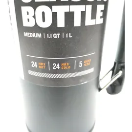 Stanley Classic Legendary Bottle 1.1 QT matte black pebble 1 l