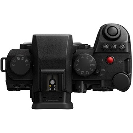 Panasonic Lumix DC-S5IIx + S 20-60mm f/3.5-5.6 + S f1,8