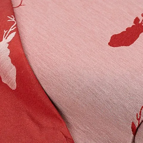 Jacquard Hirsch, weinrot/ecru