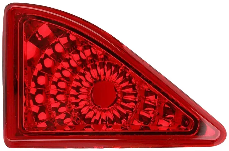 Drittes Bremslicht für Renault Master, Opel Movano ab 2010.