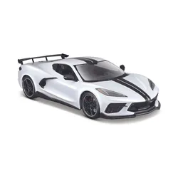 Maisto 31534 - Modellauto - Chevrolet Corvette Stingray Coupe High Wing '21 (weiß, Maßstab 1:24)