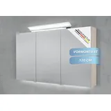 Intarbad Badezimmerspiegelschrank 3-türiger Spiegelschrank mit großflächiger MULTI LED Aufsatzleuchte (Doppelspiegeltüren, Holz-/ Lackdekore, Maße von 120 bis 140 cm wählbar, Höhe 70 cm, Glasfachböden, Magnetleiste & Kosmetikspiegel Ø 12 cm) dimmbar, Vormontierte Lieferung, 160 kg Traglast, Made in Germany beige 120 cm x 70 cm x 13,5 cm