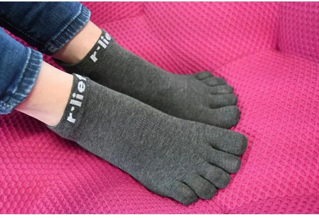 R-L-F Unisex No Show Zehensocken grau