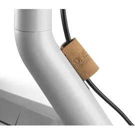 One for All Weltmeisterschaft 7430 Design Tisch TV-Ständer, max. 70 Zoll, rotierbar, Weiß