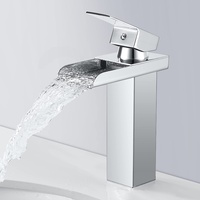 SINKTORY Wasserfall Wasserhahn Bad, Chrom Wasserhahn Waschbecken für Badezimmer, Einhandmischer Waschtischarmatur, Keramikventil, Kaltes und Heißes Wasser Vorhanden, Messing Armatur Bad