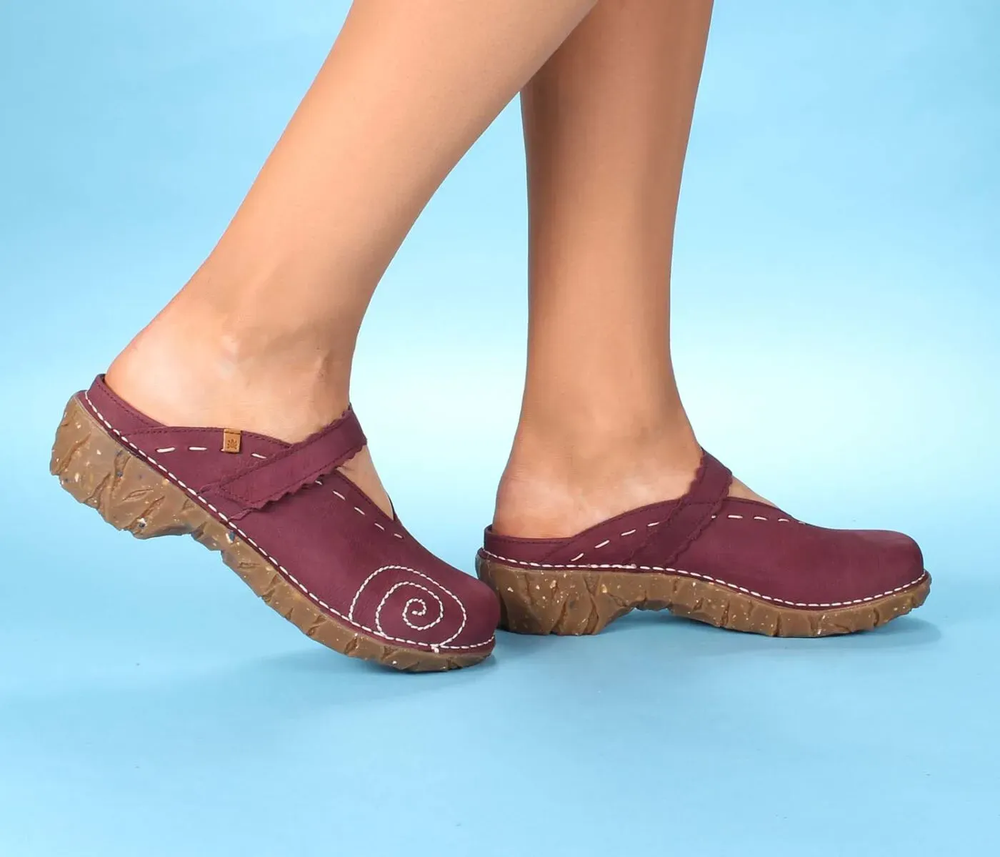 El Naturalista Clogs Yggdrasil rioja NG96 rot Gr.42