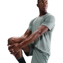 Nike Challenger Dri-Fit 7"-Lined Herren Shorts, grün - US: S