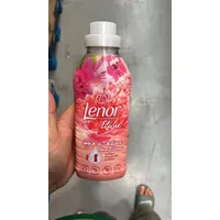 Lenor Elixir Costiera Amalfitana Konzentrierter Waschmaschinen-Weichspüler, 200 Wäschen (8X25), Amalfiküsten Traum, langanhaltende Frische und Weichheit pflanzlichen Ursprungs