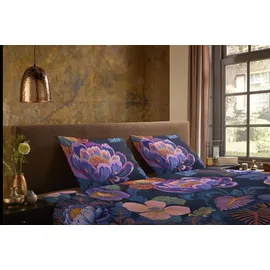 PURE luxury collection Sharira Gezeichnete Blume Blau 135 x 200 cm + 2 x 80 x 80 cm