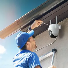 ARENTI OP1 4 MP Dualband WLAN Dome Schwarz