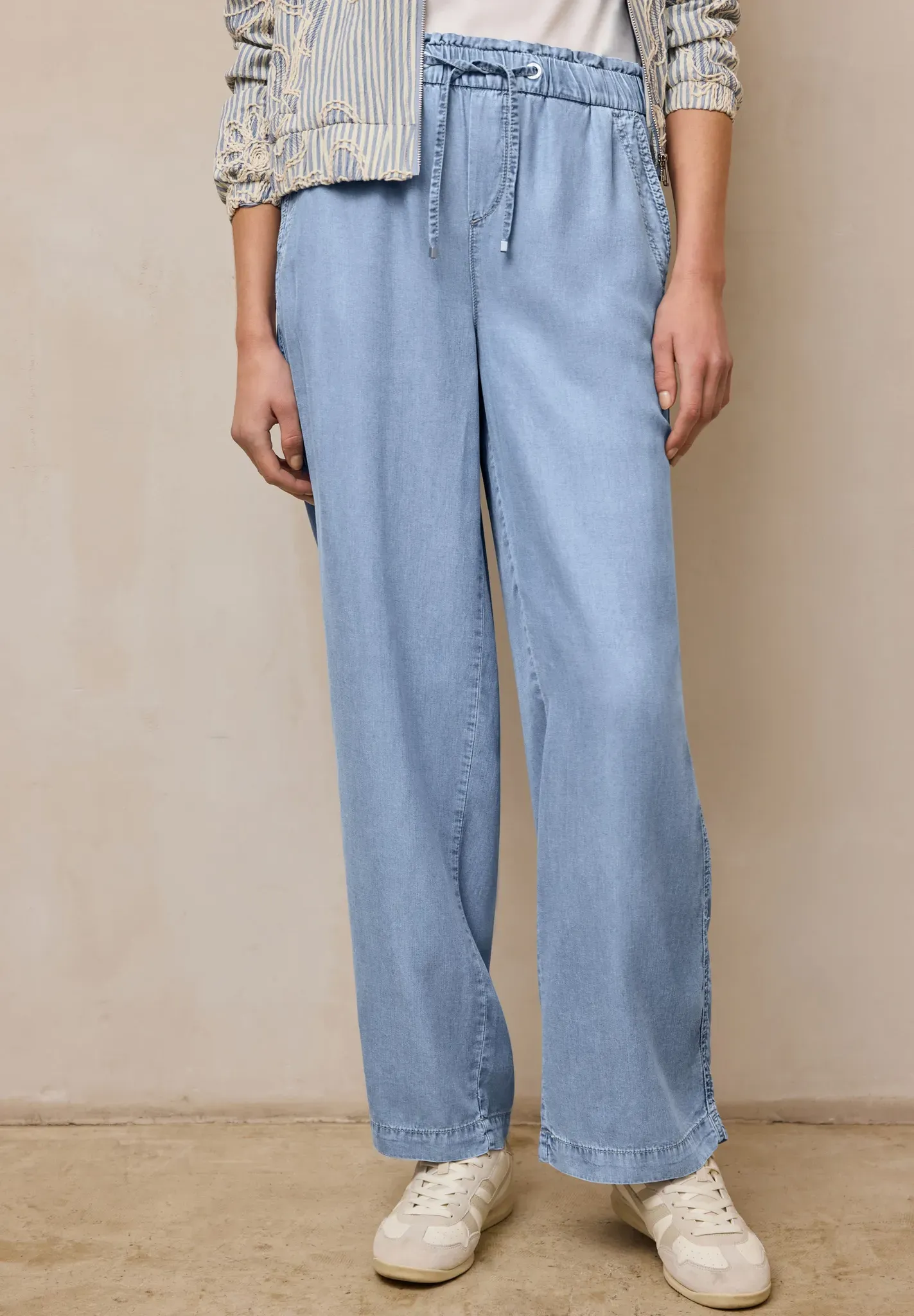 Stoffhose STREET ONE STUDIO, Damen, Gr. 38, Länge 30, blau (light blau soft wash), Stoff, 100% Lyocell, unifarben, loose fit lang, Hosen Stoffhose, aus Lyocell