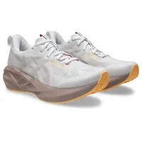 Asics Novablast 5 Damen weiß -