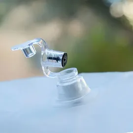 InnovaGoods Aufblasbarer LED-Hocker Pulight, Mehrfarbige Beleuchtung, Fernbedienung, Wasserdicht, Für Innen & Außen, Inkl. Luftpumpe, Tragbar, Weiß, Unica, Kunststoff