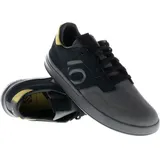 Core Black / Charcoal / Oat 42