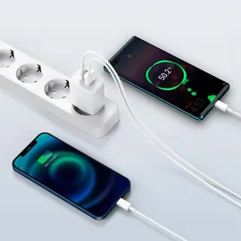 Baseus Schnellladegerät 1xUSB 1xType-C 20W 3A Quick Charge 3.0 weiß