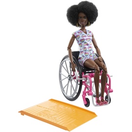 Mattel Barbie Fashionistas Barbie im Rollstuhl mit Regenbogenherzen (HJT14)