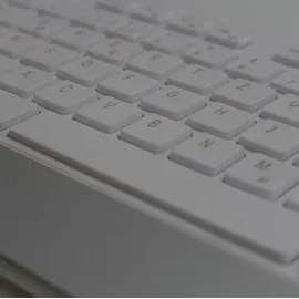 MediaRange Highline Wireless Tastatur DE Set weiß (MROS106)