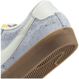 Nike Blazer Low '77 Damen Grau/Silber 38