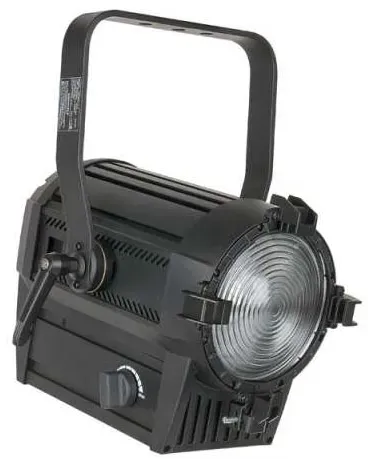 Showtec Performer 1000 LED - Theaterscheinwerfer