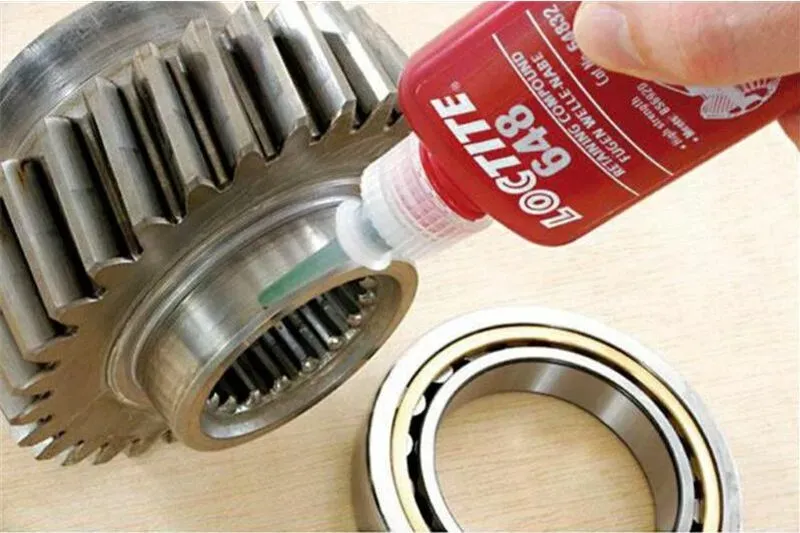 LOCTITE Bevestiging van de fittingen 648 - fles 5ml