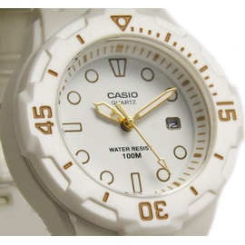 Casio Collection Resin 34,2 mm LRW-200H-7E2VEF