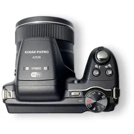 Kodak Pixpro AZ528 Bridgekamera + Bedienungsanleitung + Netzteil + Trageriemen + USB-Kabel + Akku + Schnellstartanleitung