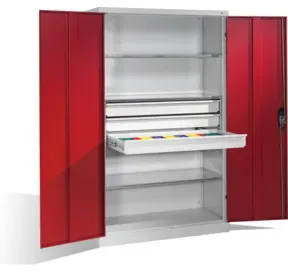 C+P Werkzeugschrank mit Drehtüren, 3 Böden und 3 Schübe, H1950xB1200xT500mm Front Rubinrot Korpus Lichtgrau