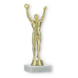 Pokal Kunststofffigur Sieger gold auf weißem Marmorsockel 20,6cm