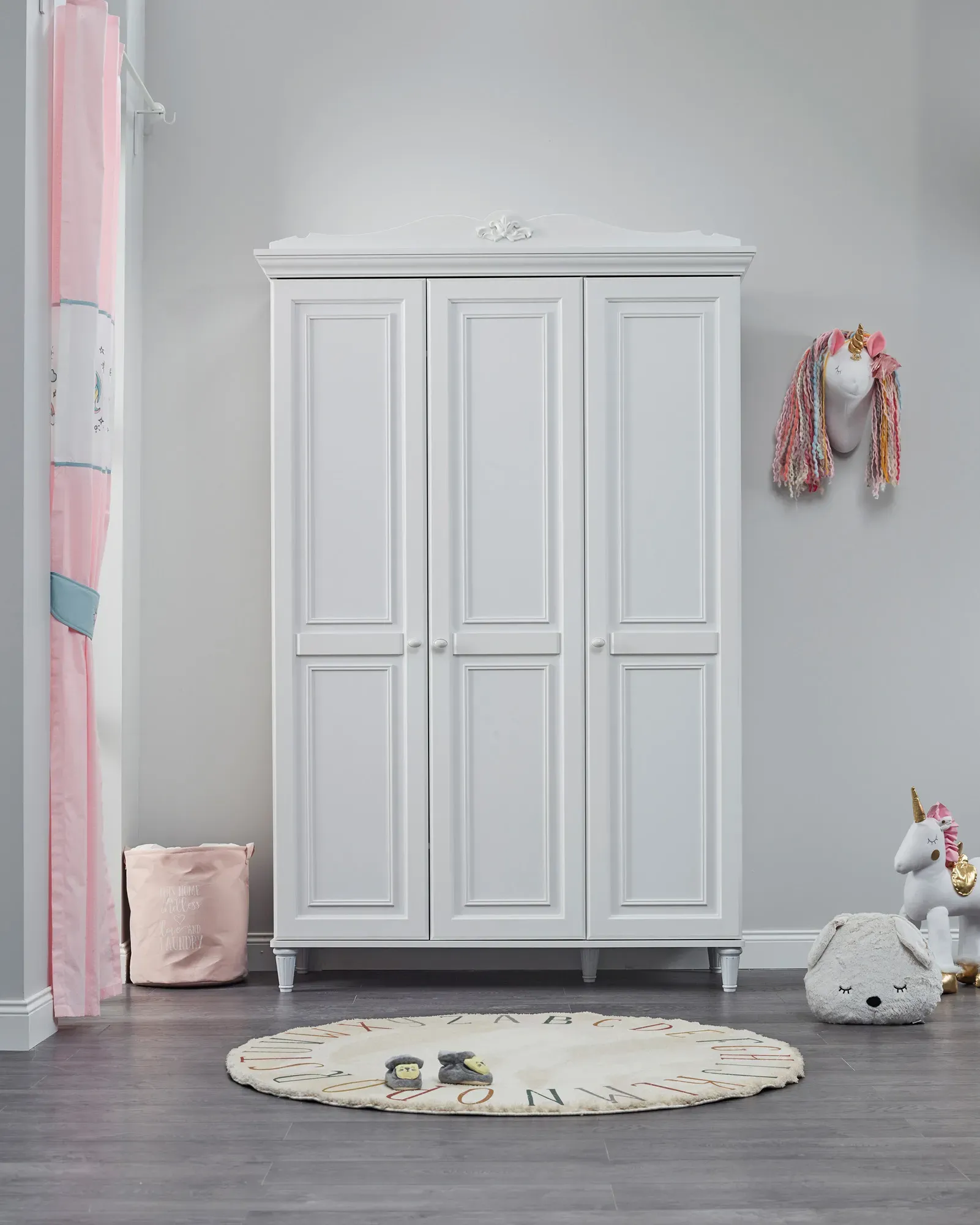 Infantil ALMILA Lora Kleiderschrank